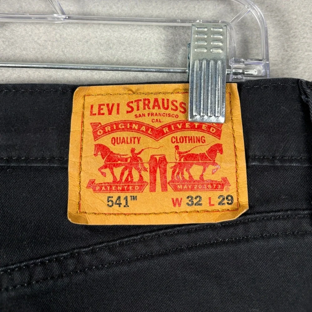 Levis 541 Athletic Taper All Seasons Tech Pants 32x29 Black 18181-0529